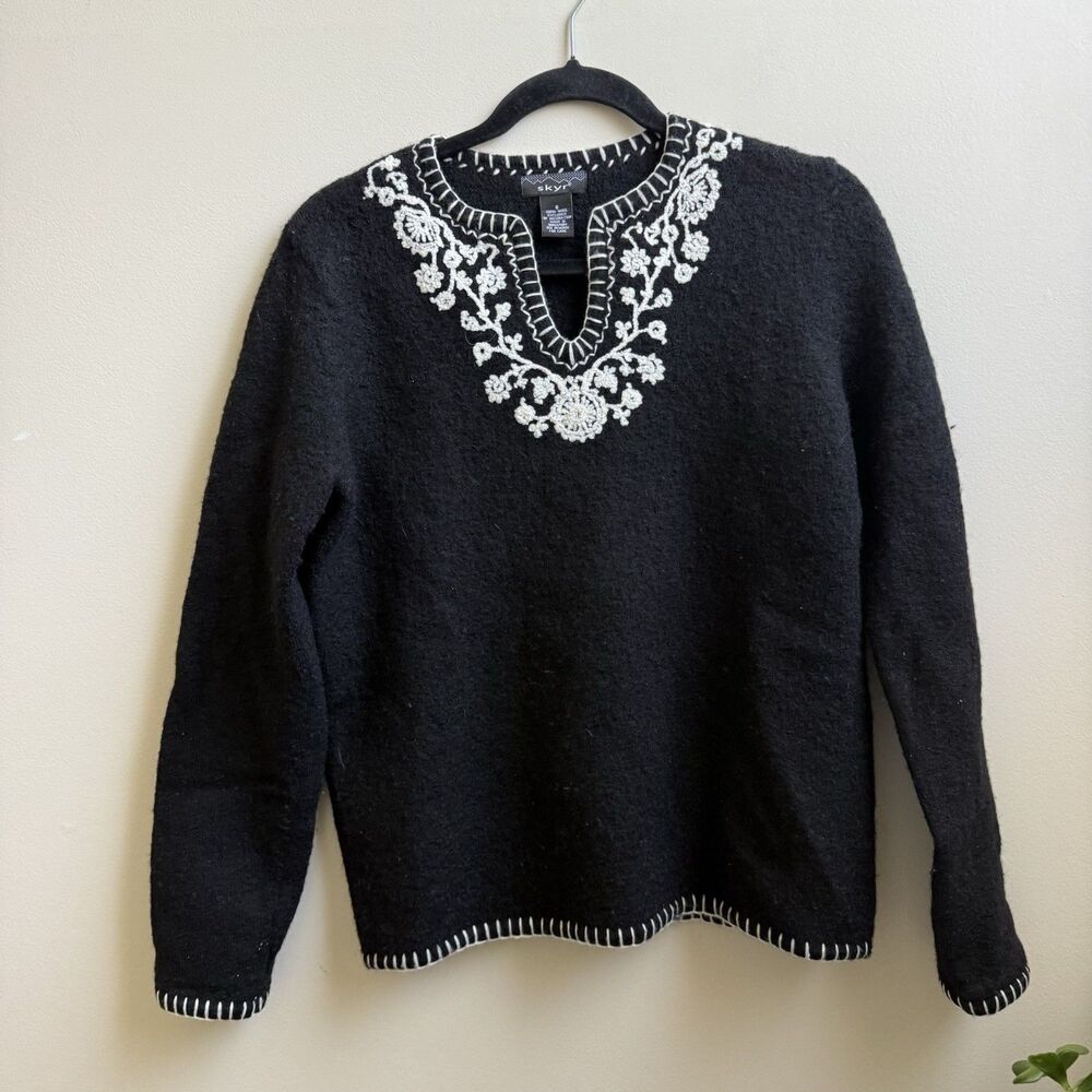 VINTAGE Skyr Sweater Women Black Wool Classic Pull-over Size Small